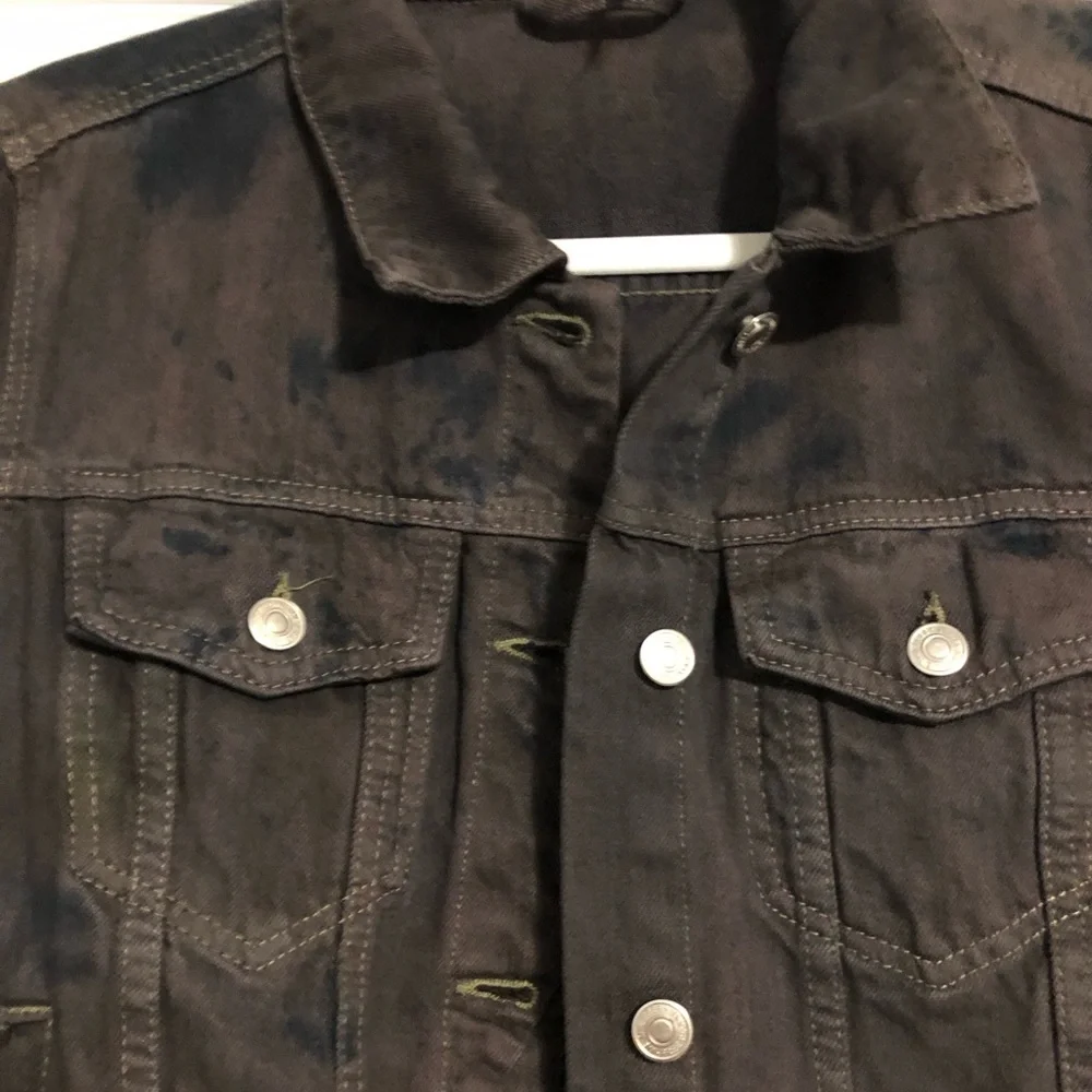 Free people Rumors dark blotched tie dye denim jacket. women’s size medium - Picture 7 of 12